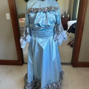 Elegant Blue Satin Gown with Lace Trim